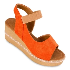 صندل رکابدار آیلین جزیره