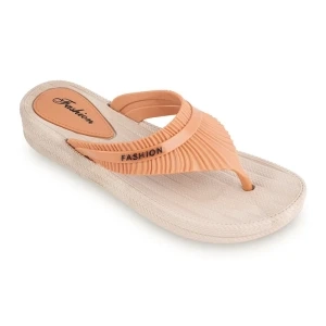 نعال آتوسا لبخند