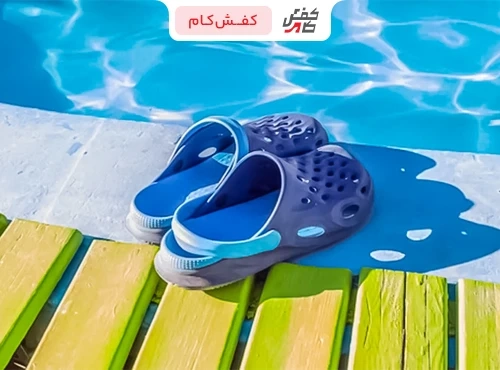 کدام دمپایی برای حمام و استخر بهتر است؟